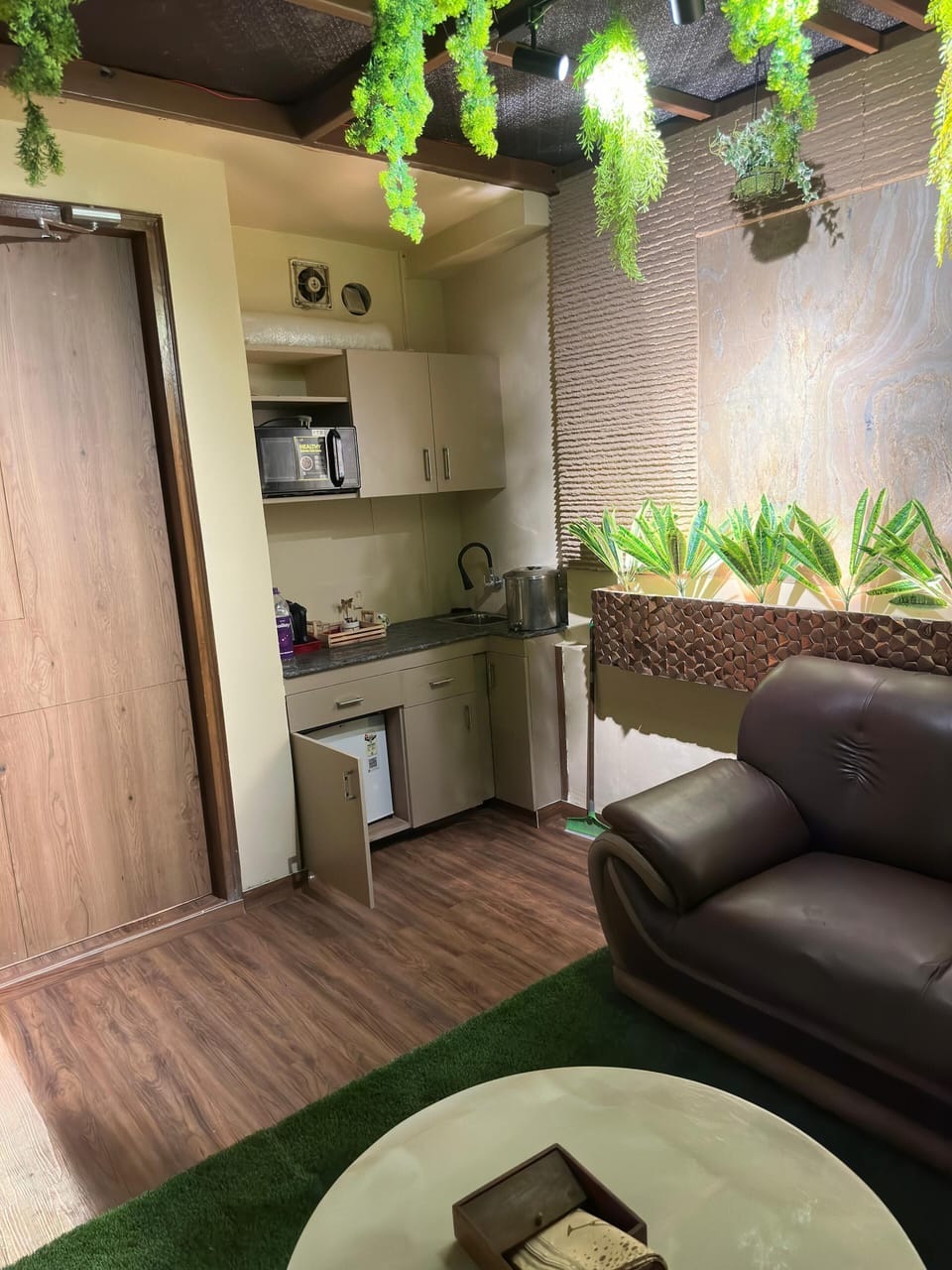 Private kitchenette