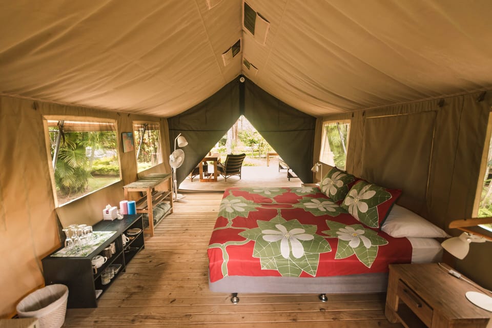 Luxury Tent, Ensuite, Mountain View | Interior