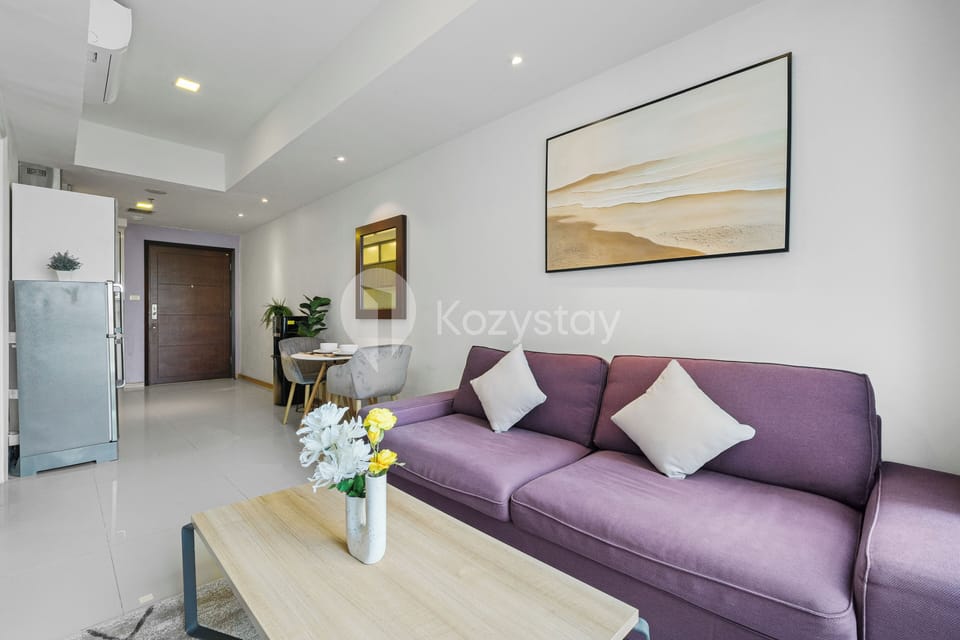Apartment, 1 Bedroom, City View | Living area | Flat-screen TV