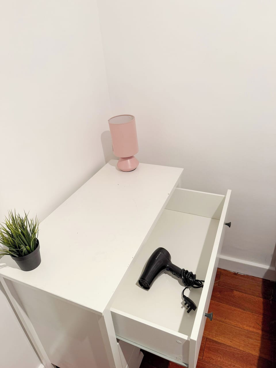Hairdryer in bedroom 4