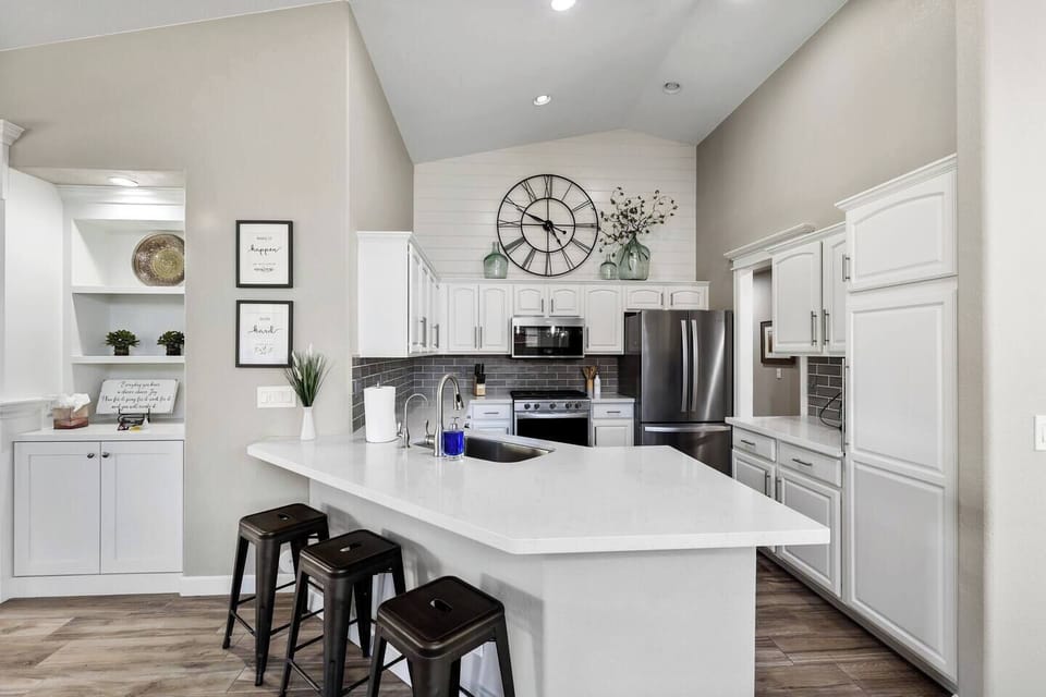 Large Open Kitchen