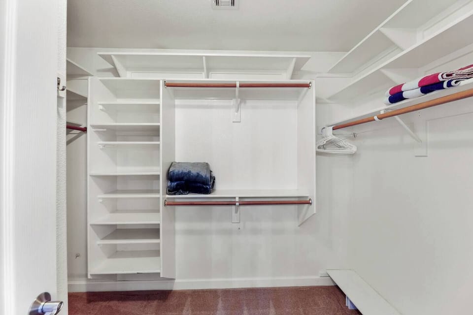 Large Walk-in closet