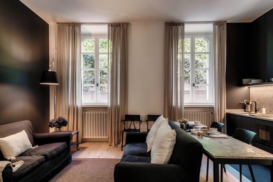 Apartment | Living area | 30-inch TV with digital channels