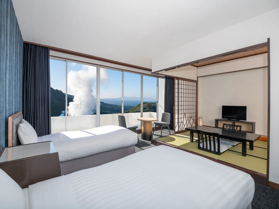 In-room safe, desk, WiFi (free), bed sheets