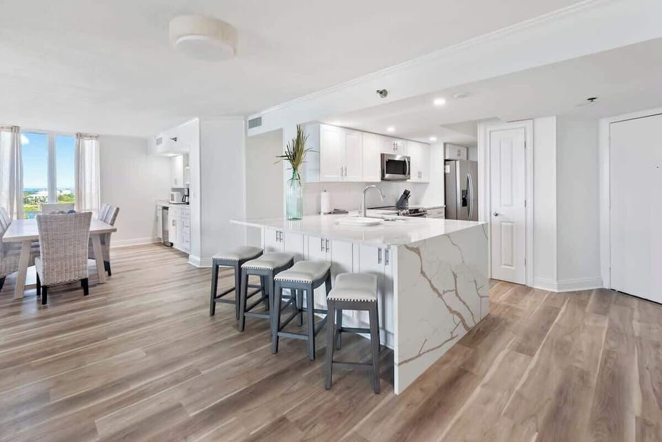 spacious kitchen and dinning room