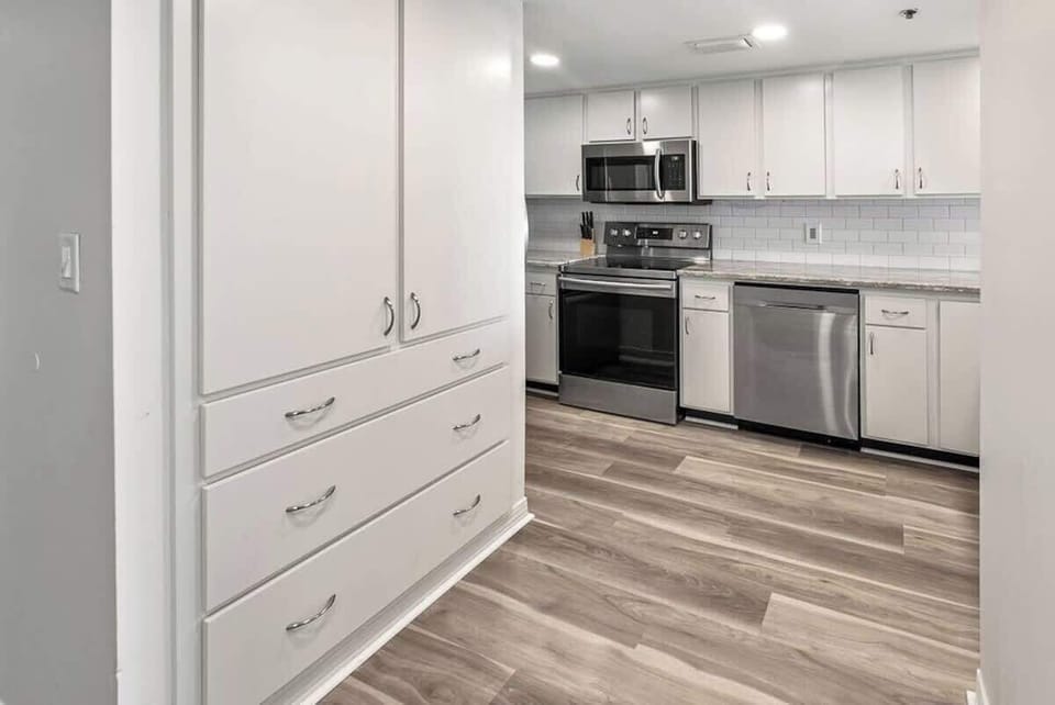 Newly renovated kitchen is really fun to cook in!