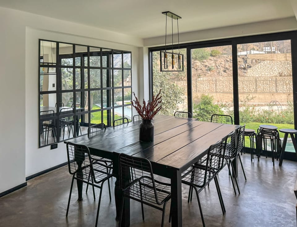 House | 7 bedrooms, high-speed internet