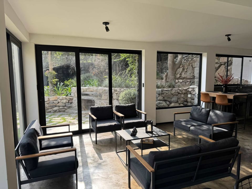 House | 7 bedrooms, high-speed internet