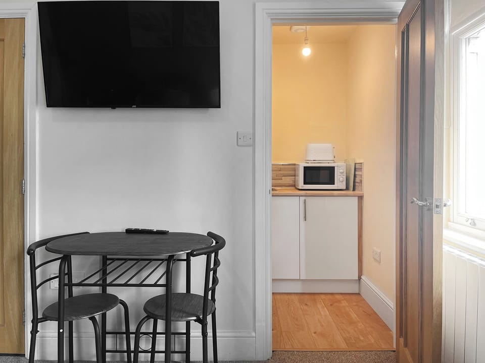 Dining Area | Denelea Studio 1 - Denelea Apartments, Scarborough