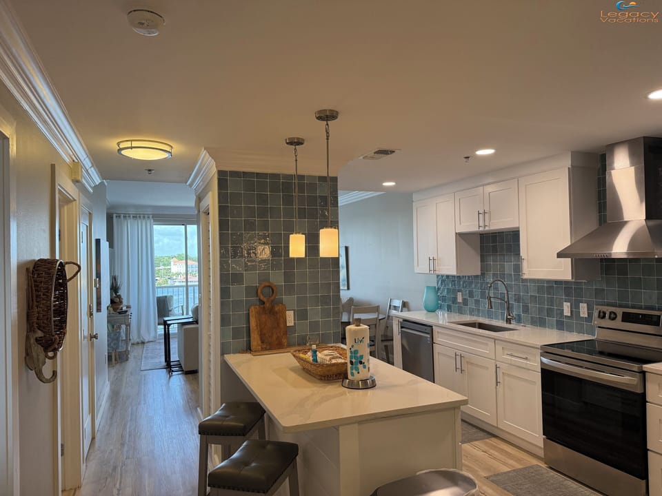 Palm Court Yacht Club #506 Kitchen