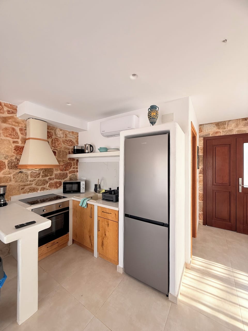 Villa, Sea View | Private kitchen | Fridge, microwave, oven, espresso maker