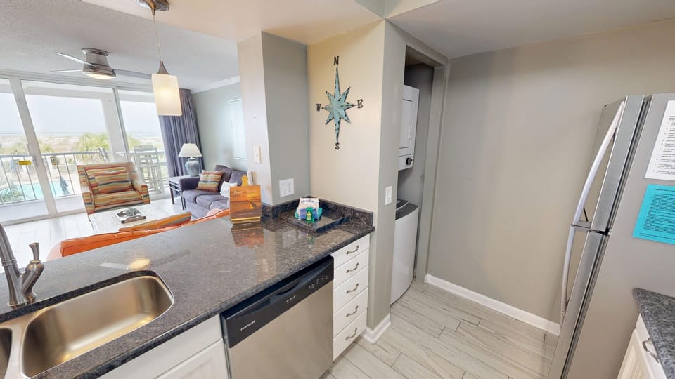 Condo, 1 Bedroom | Interior
