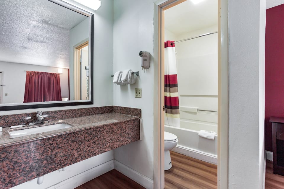 Free toiletries, hair dryer, towels