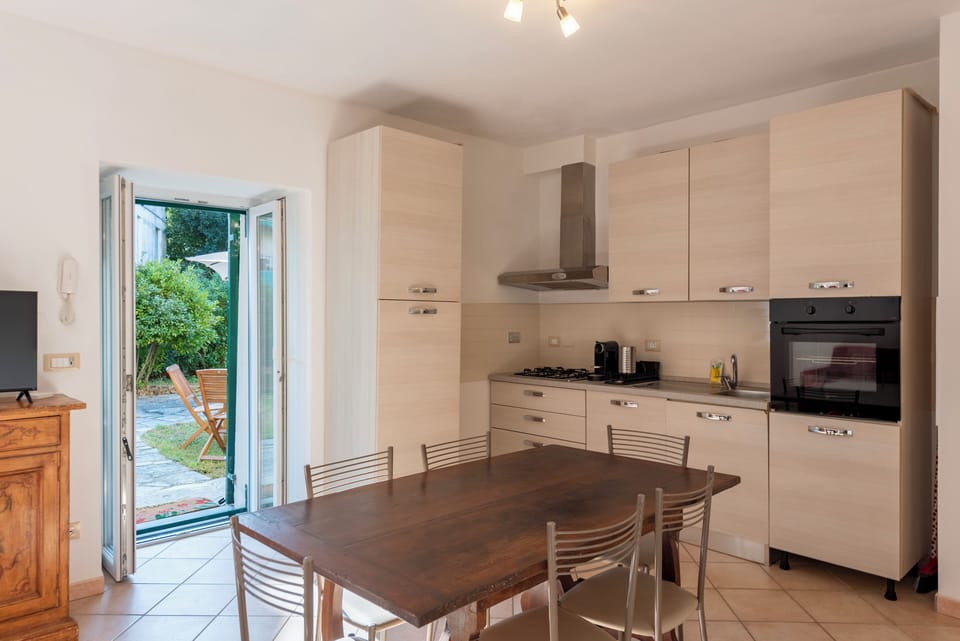 Family Apartment, 1 Bedroom, Garden View | Garden view