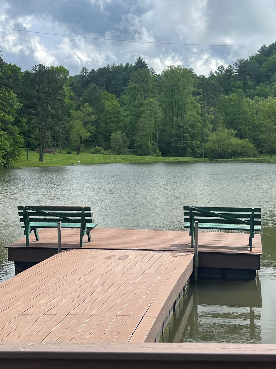 Community lake w/Dock