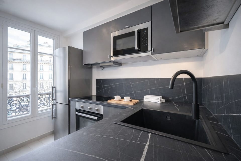 Superior Apartment, City View | Private kitchen | Espresso maker, electric kettle, toaster, freezer