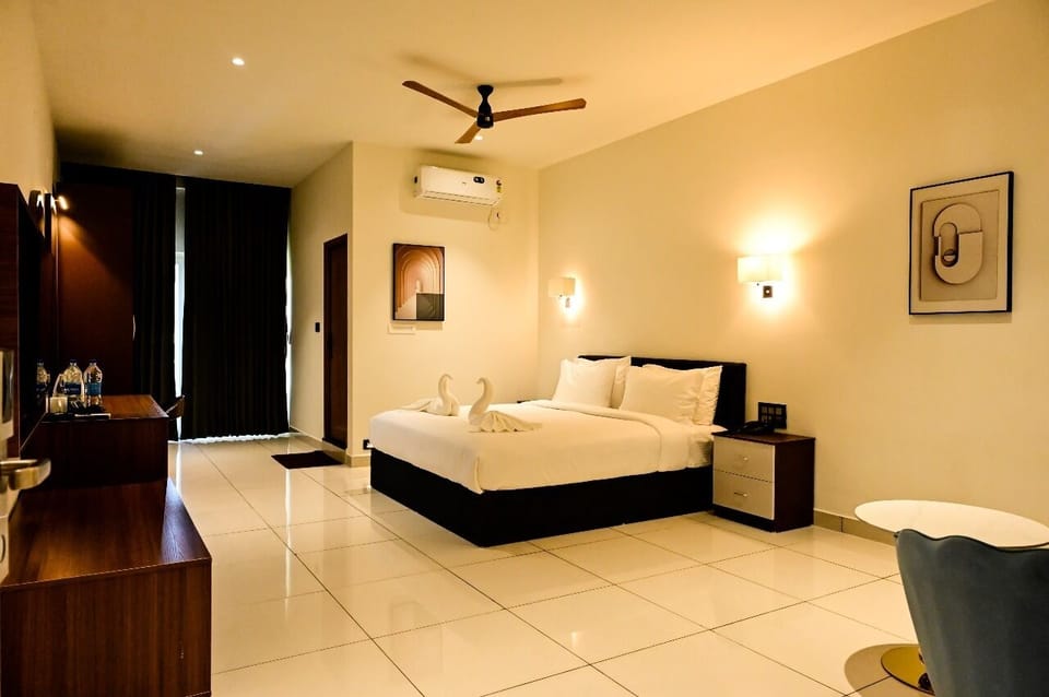 Superior Double Room, Balcony | Soundproofing
