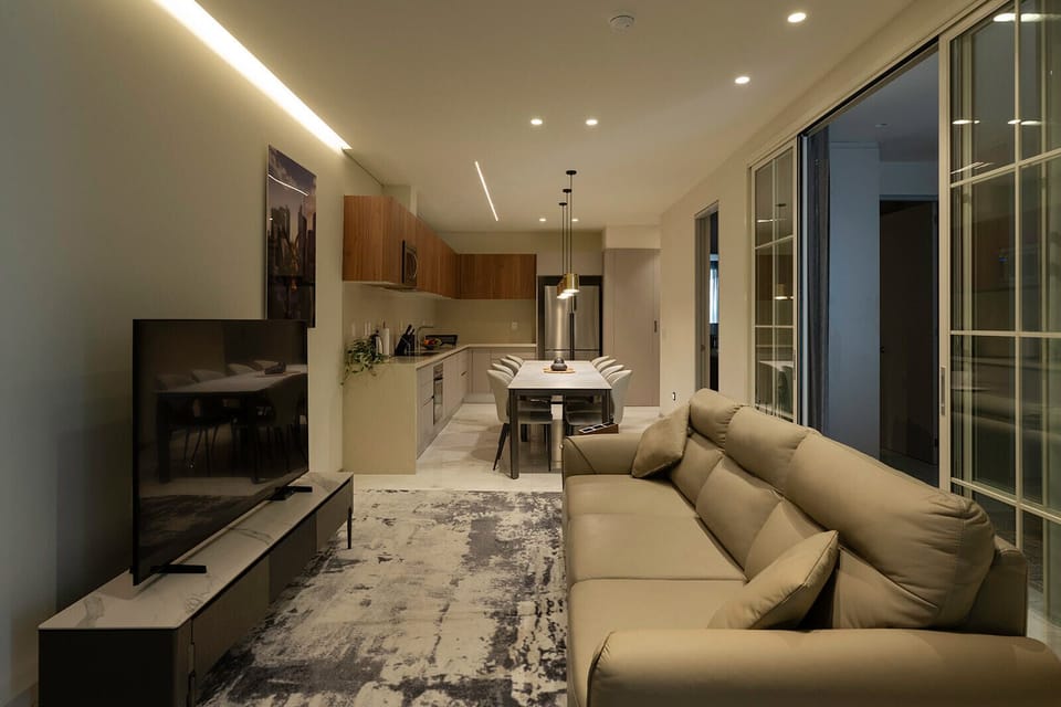 Exclusive Apartment, 2 Bedrooms, Terrace, Courtyard View | Living area