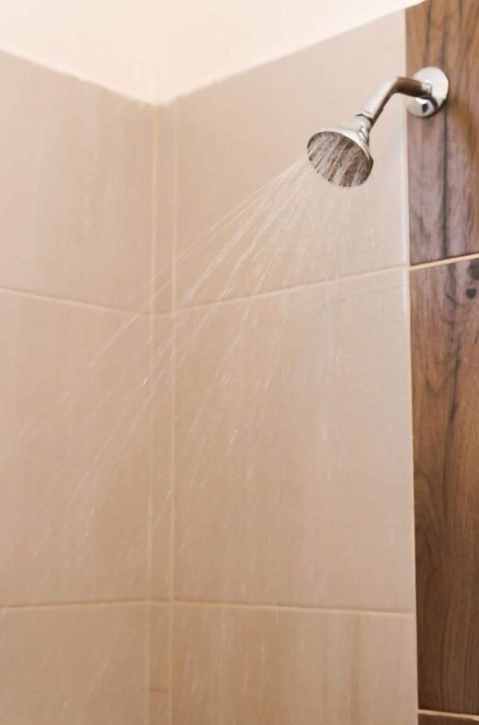 Comfort Double Room, City View | Bathroom | Shower, hair dryer, towels, soap
