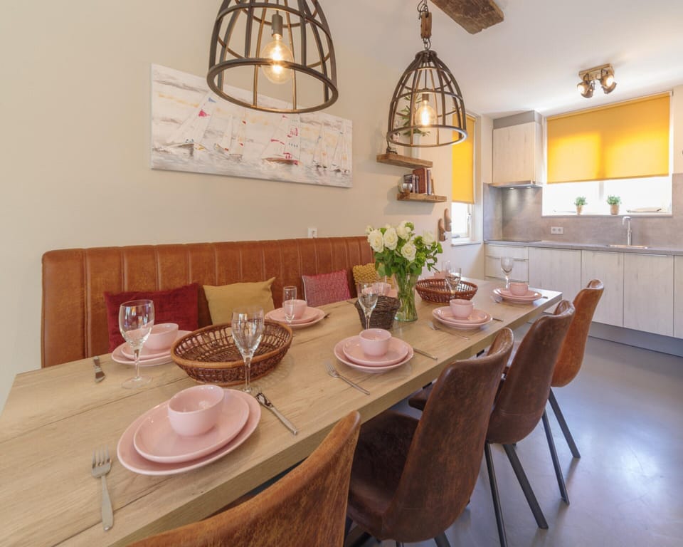 House | Dining