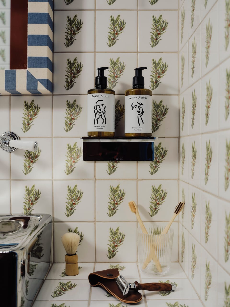 Shower, free toiletries, hair dryer, soap