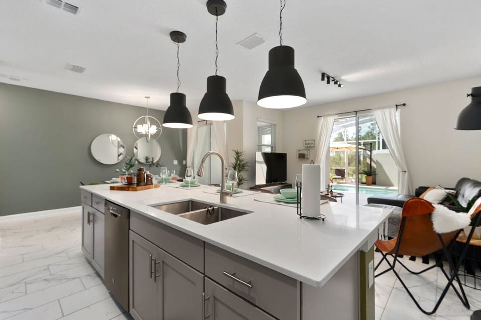 Kitchen or kitchenette