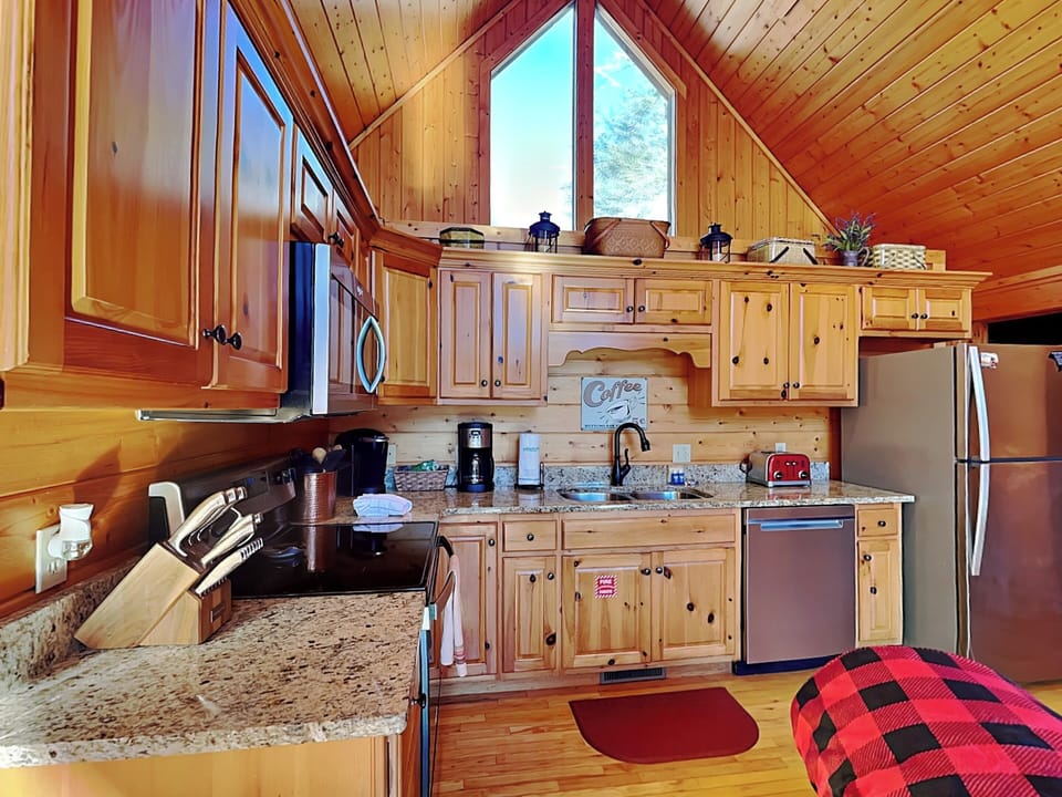 Studio (2 Bedrooms) | Property amenity