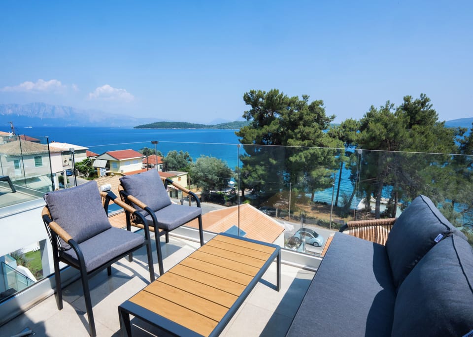 Deluxe Duplex, Sea View | Terrace/patio