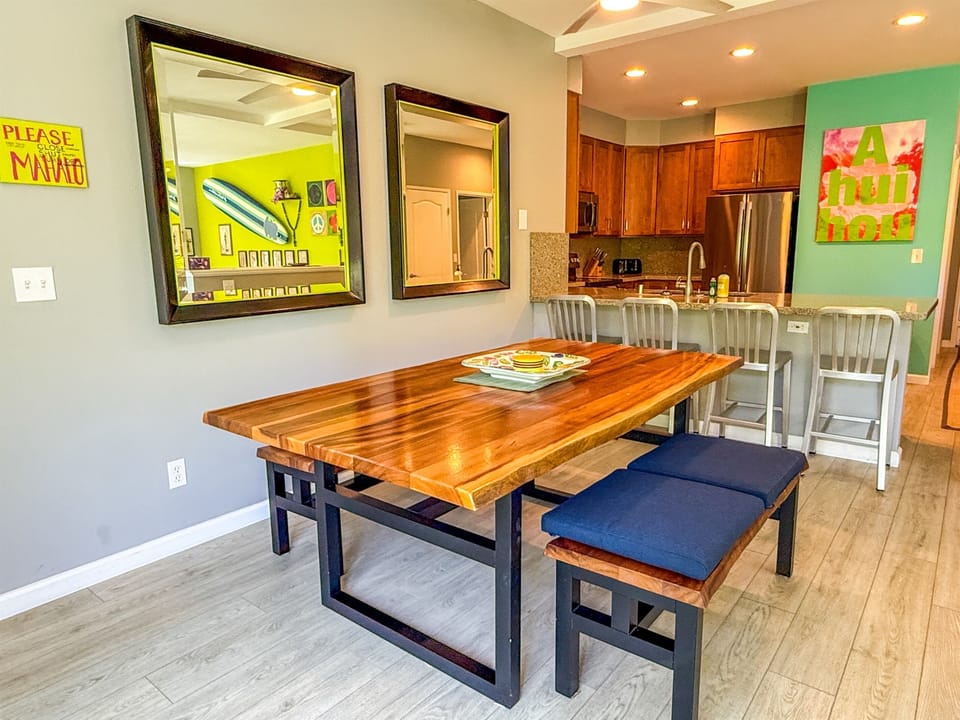 dining area, perfect for 4 guests