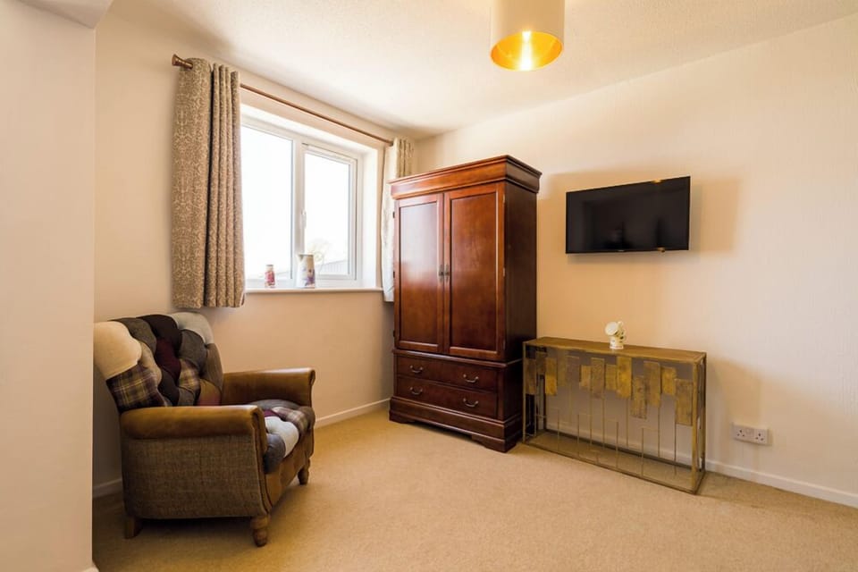 Family Room | Free WiFi