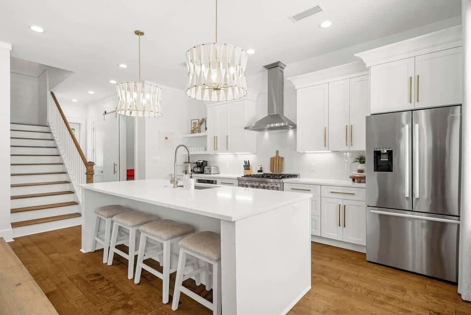 Fully stocked gourmet kitchen.