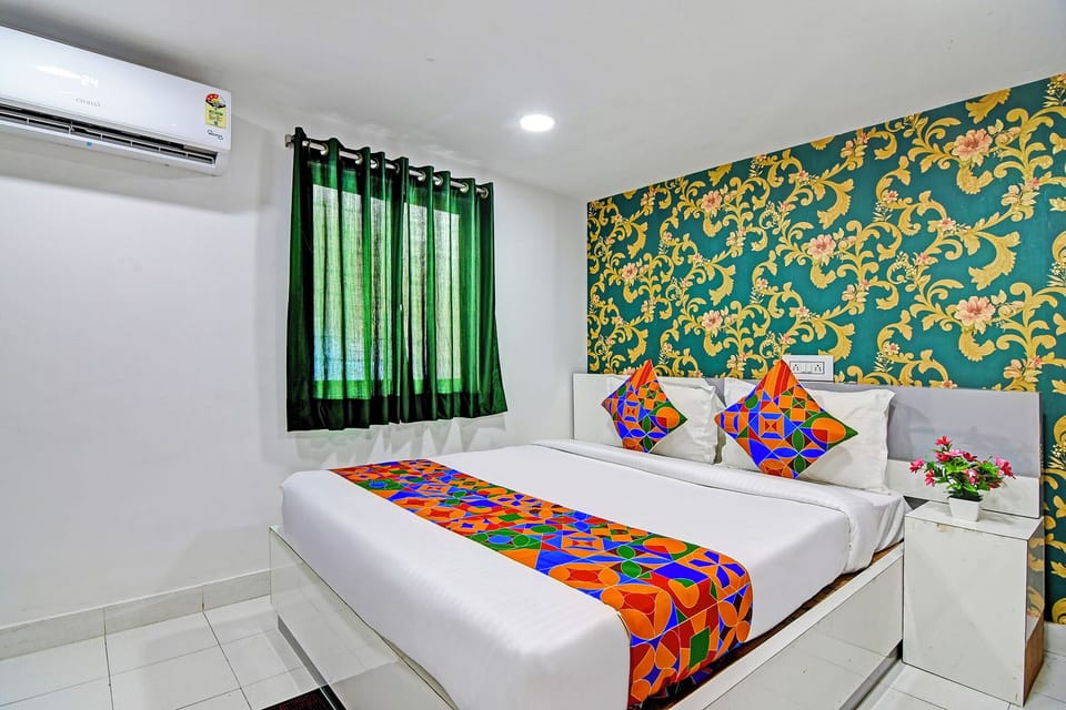 Deluxe Room | Egyptian cotton sheets, premium bedding, in-room safe, free WiFi