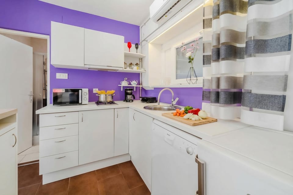 Kitchenette