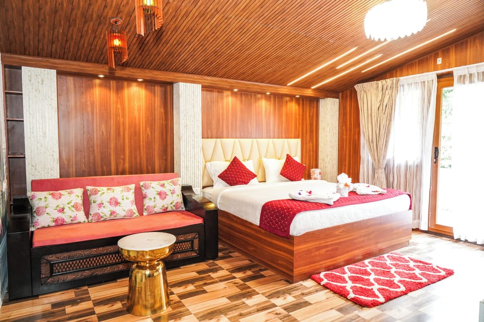 Premium Room | Soundproofing, free WiFi, bed sheets