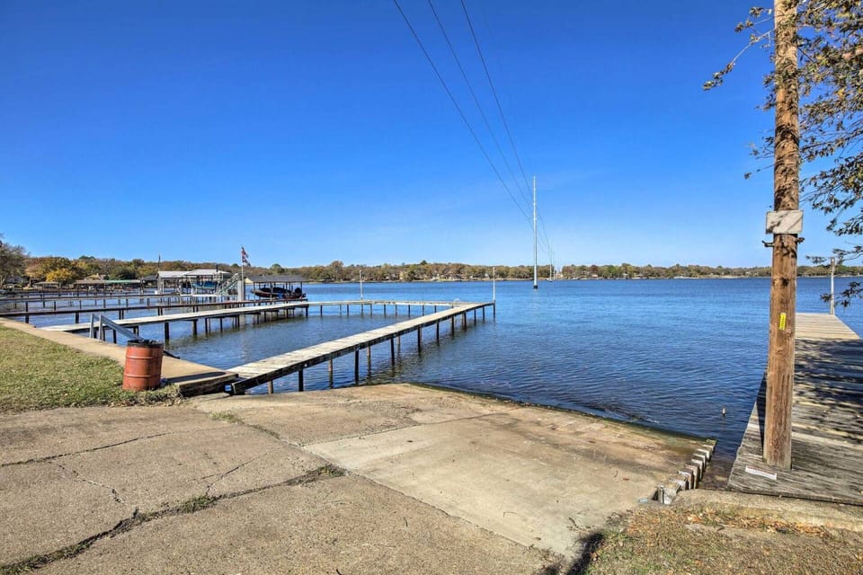 HOA Boat Launch and Fishing Pier