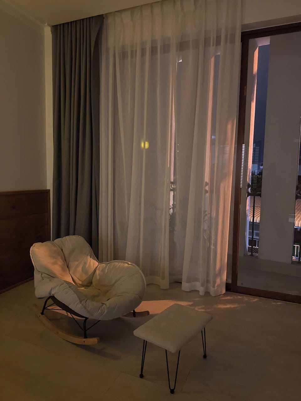 Luxury Double Room, City View | Desk, soundproofing, free WiFi
