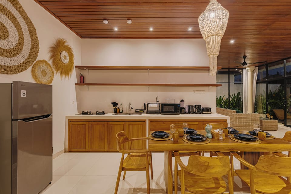 Classic Villa | Dining room