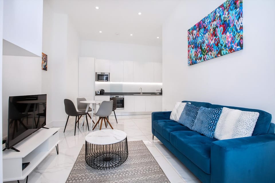 Apartment (Stylish Harley Street Apartment) | Living room