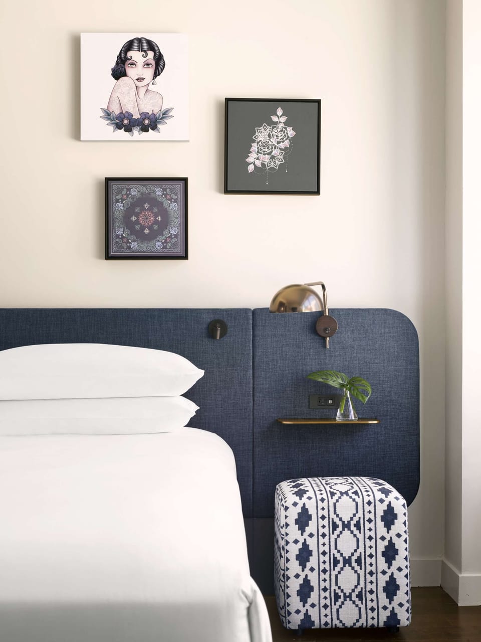 King City View - Plush bed