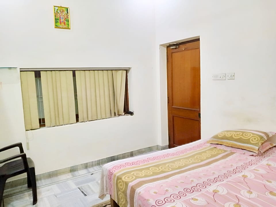 Deluxe Double Room, Garden View | Free WiFi, bed sheets