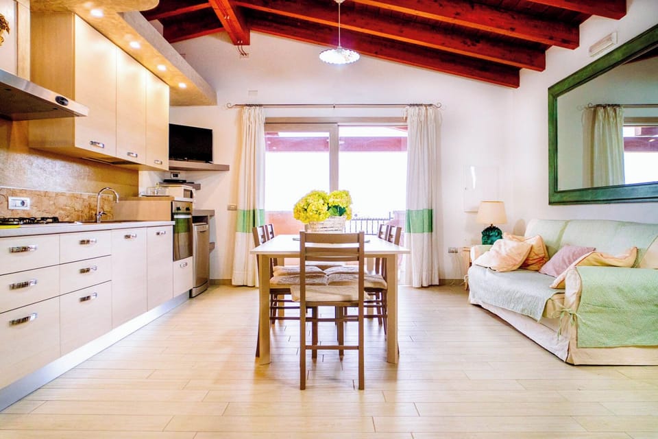 Classic Villa, Sea View | Private kitchen