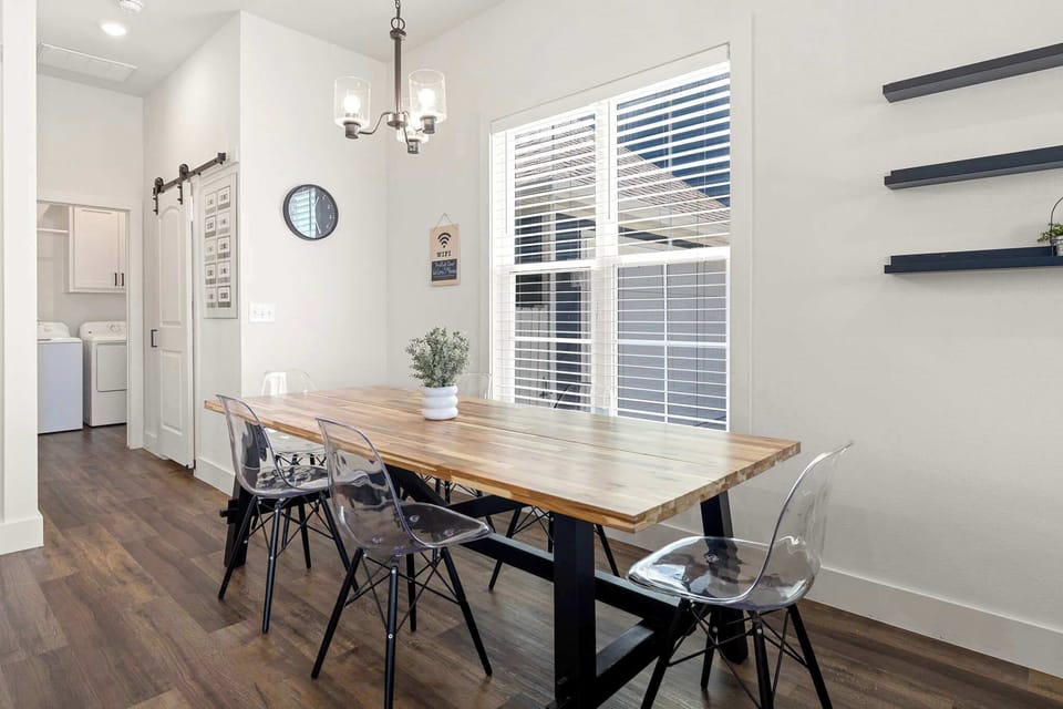 Perfect place to share a meal!