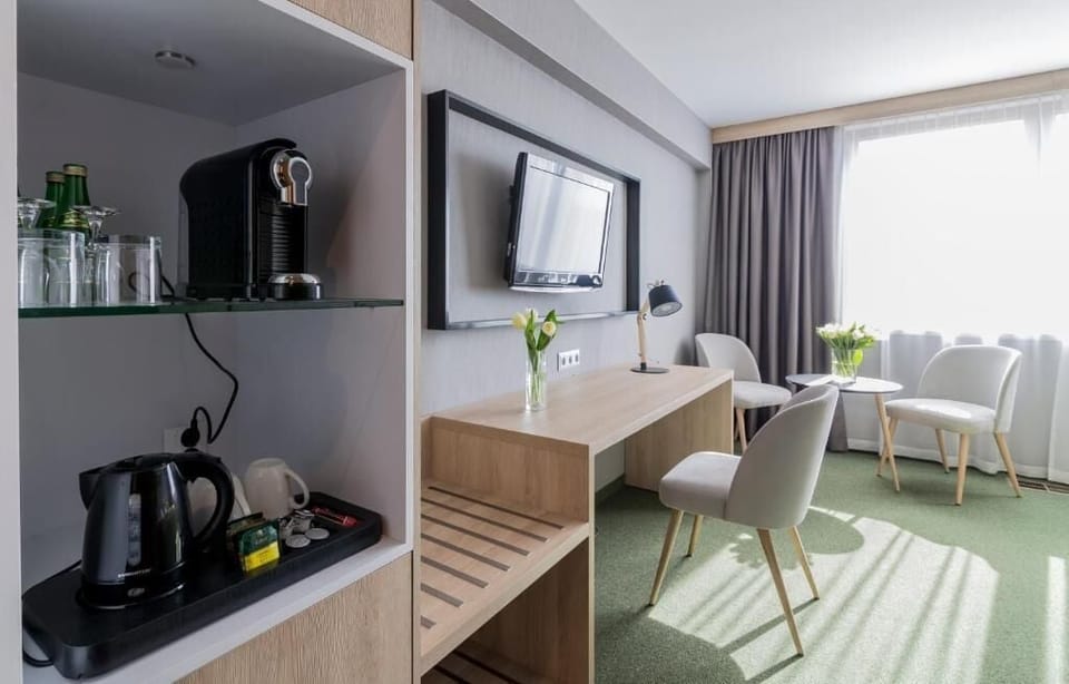 Superior Double Room | In-room safe, blackout drapes, iron/ironing board, free WiFi