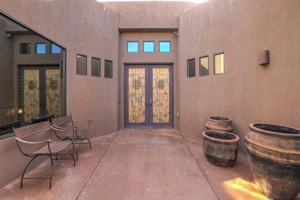 Court yard entry