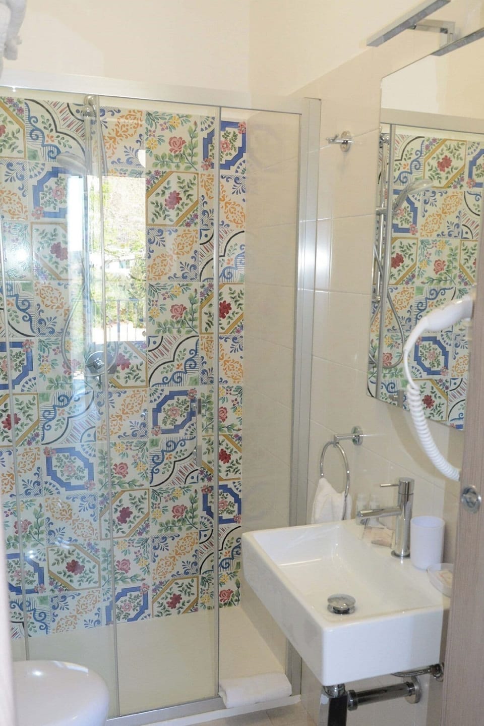 Classic Triple Room | Desk, soundproofing, free WiFi