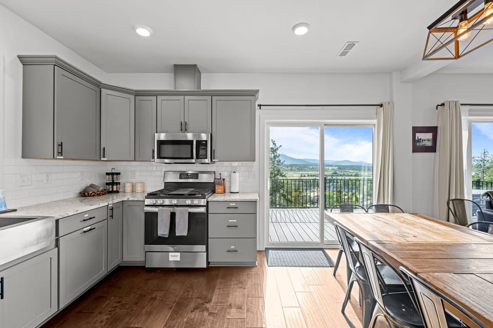 Whip up your favorite meals in this beautifully designed kitchen