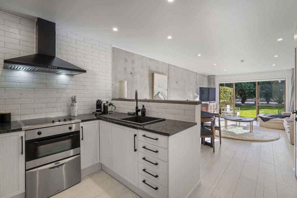 Open plan kitchen, dining & living