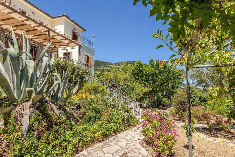 House | 5 bedrooms, Internet