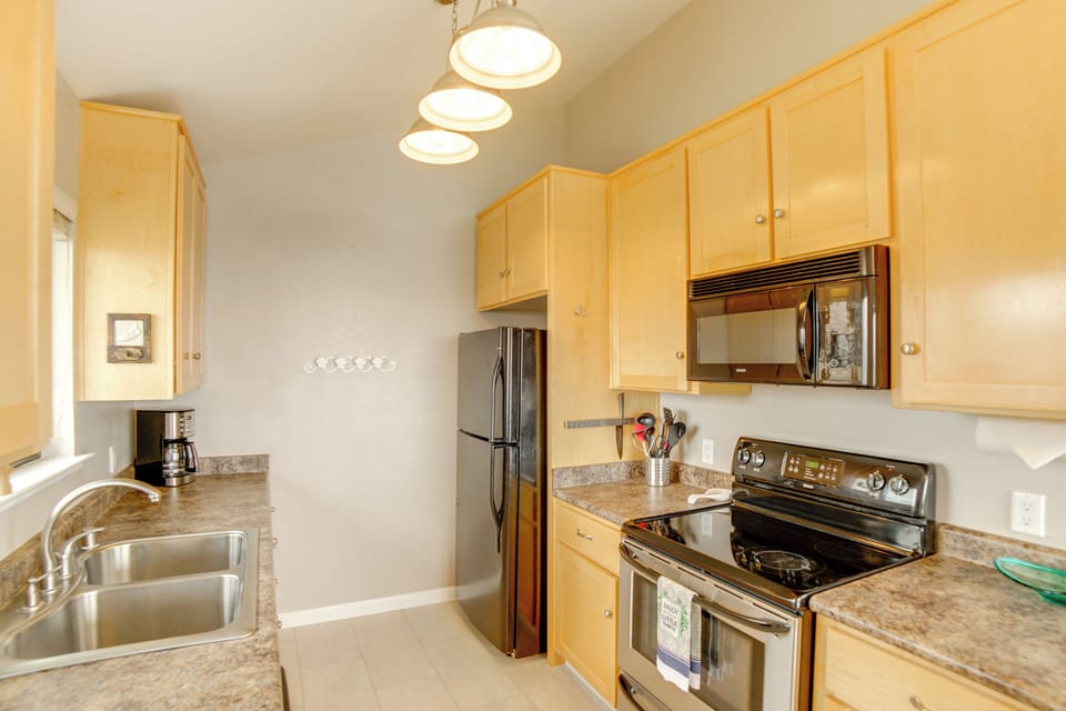 House (2 Bedrooms) | Interior