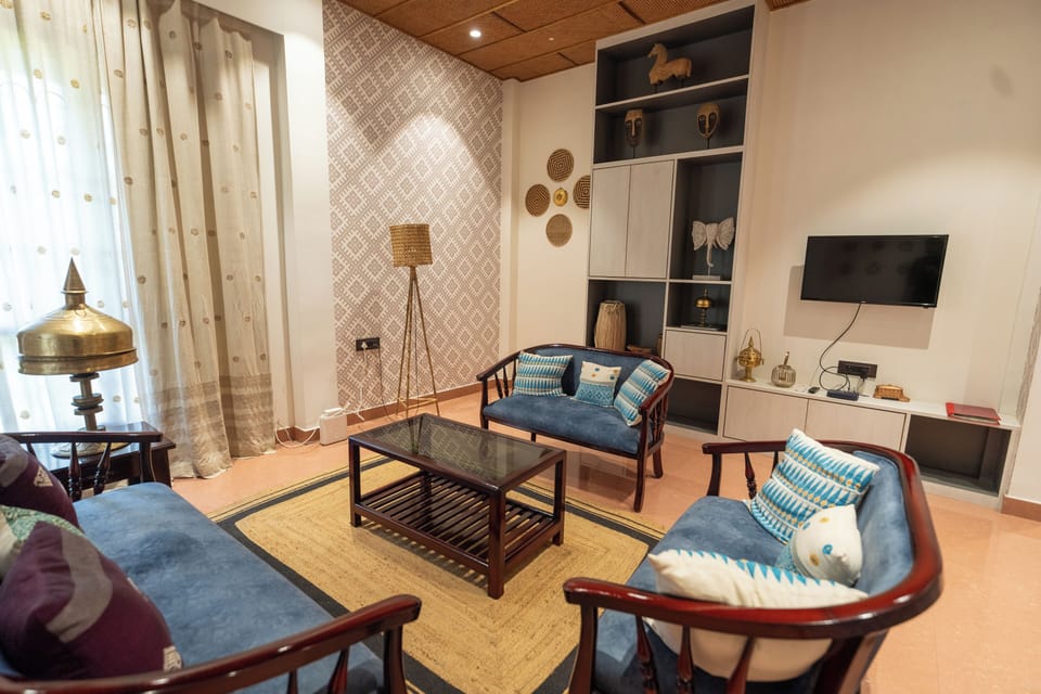 Room | WiFi (free)